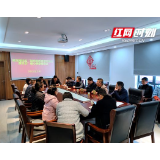 武陵源:统战部长入社区 暖心慰问话党恩