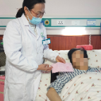张家界：“红包”变成住院费 暖人暖心显医德