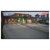 视频|驾驶人报警求助车辆行驶途中轮胎竟不翼而飞，原来是……