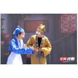 张家界市第八届黄石寨索道杯导游大赛落幕 陈赛一举夺魁
