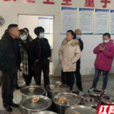 安乡：城北小学开展“食堂开放日活动”