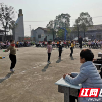 “绳”彩飞扬 活力绽放——澧县涔南镇双林小学举行跳绳比赛