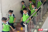 桃源县文盛小学举行校园应急疏散安全演练活动