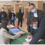 参加中国人民政治协商会议慈利县第十届委员会第一次会议的委员报到