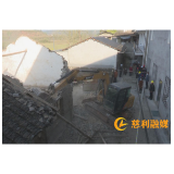 【控违治违】三官寺土家族乡株木岗村:屋场会上微宣讲 违建整治力度强