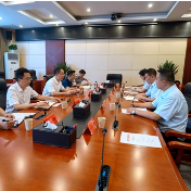 张龚会见缪尔宁一行