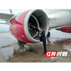 新春走基层|宁军林：冲锋在前的机务人
