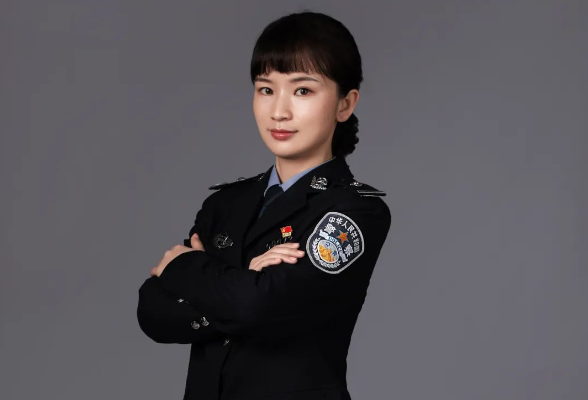 90后神探警花唐雅妮：让案发现场的痕迹物证都会“说话”！