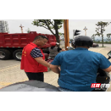 永定区小河坎社区：倡导文明交通行为 提高群众交通安全意识