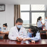 张家界税务：为“大白”“钱袋子”精打细算