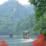 诗情画意宝峰湖 别样假期乐陶陶