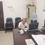 永定区宝塔岗社区：干部在岗值守 端午佳节攻坚忙