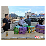 高温送清凉 关怀沁人心——永定区卫健局慰问项目建设一线施工人员