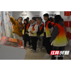 张家界大学生无偿献血志愿者培训：挑灯夜学提效能！