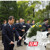 践行红色初心 奋进税收现代化——张家界市税务局举行主题党日活动