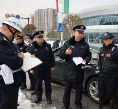 全警坚守，抗击冰雪，确保辖区安全稳定！