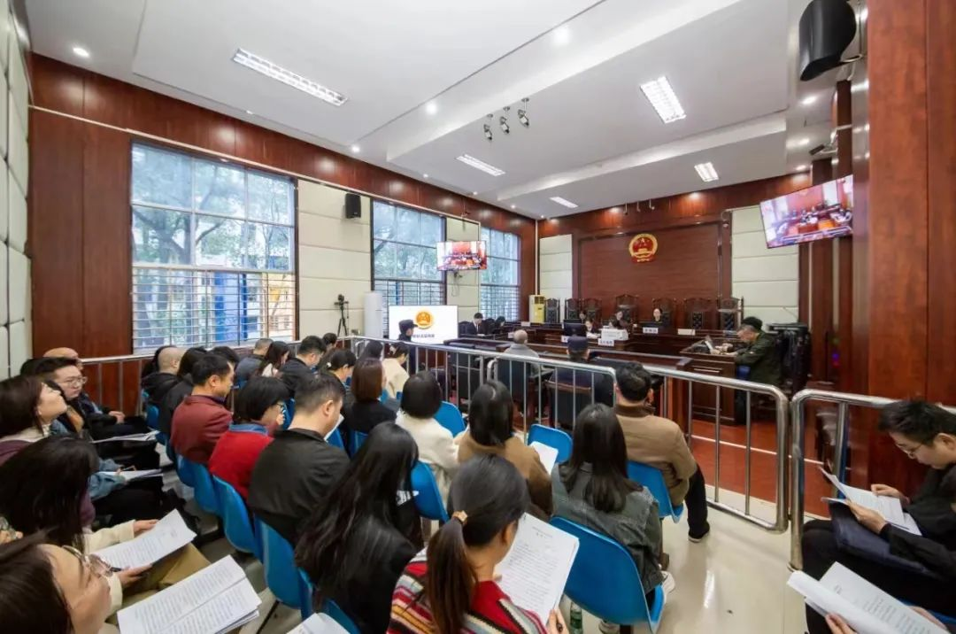 湖南省人民检察院第三检察部到张家界组织开展职务犯罪检察听庭评议暨工作座谈会