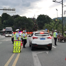 张家界市交警支队直属二大队全面开展夏季交通安全专项整治行动