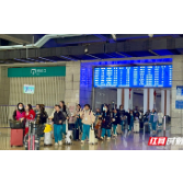 奇幻仙境开来跨省专列 武陵源研学旅游迎来“开门红”