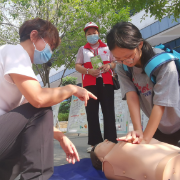 如何“做学校社区急救英雄”？衡阳市红十字会应急救护培训走进校园