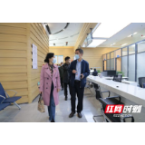 常德市住建局来市公共资源中心开展主题党日活动