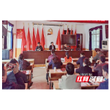 柳叶湖白鹤镇召开脱贫质量“回头看”工作调度会