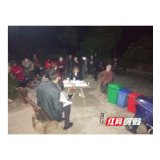常德津市：户主来开会 垃圾随手分
