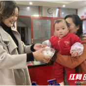 新时代文明实践耀武陵：晓岛社区开展“猜灯谜 闹元宵 ”趣味活动