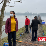 西湖管理区西洲乡落实河长制工作不间断