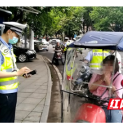 摩托车电动车驾乘人员注意了！常德交警专项整治动真格