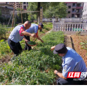 怀铁公安石门所民警积极开展警营文化建设
