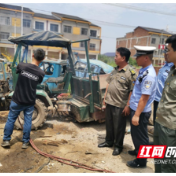  津市：无证驾驶报废拖拉机，“零容忍”！