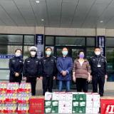 同心抗疫  常德各界人士暖心慰问一线交警