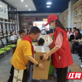 武陵区芷兰街道“两代表一委员”关爱未成年人 点亮“微心愿”