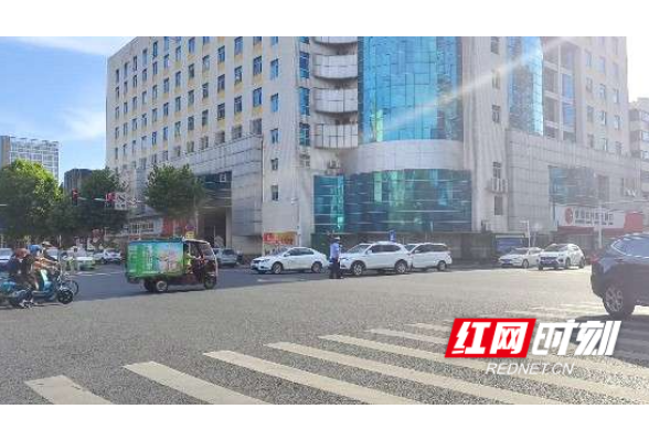 致敬高温下的工作者