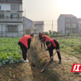 澧县澧澹街道：党员群众齐上阵 冬修水利护春耕