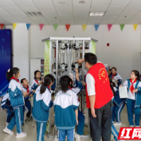 澧县银谷国际实验学校：走进流动科技馆 感受科学新魅力