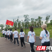  武陵区永安街道开展“日行万步、快乐工作、健康生活”健走活动