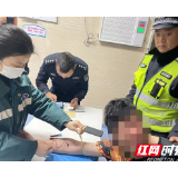 澧县：男子醉酒横车马路 交警凌晨出警查处