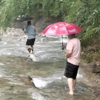 桃源沙坪镇：让党旗在防汛救灾一线飘扬