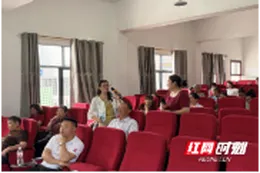 湖南桃源：“向阳花”课堂暖心开讲 科学育儿伴童行