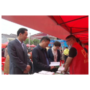 临澧县举办“我为群众办实事”“八送”集中展示活动