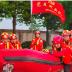 西洞庭消防救援大队开展“党旗下的宣誓”“我与党旗合个影”主题活动