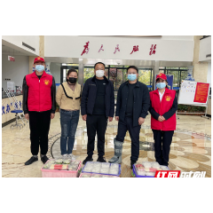 武陵区芷兰街道：爱心晚餐暖一线 众志成城抗疫情