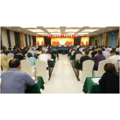 周功表在疫情防控工作调度会上强调：要抓实抓细，从严从紧，坚决守住疫情防控底线