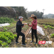 常德桃花源交警：田间地头开展春耕农忙交通安全知识宣讲