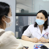 湘雅常德医院贺正华：变的是“医路” 不变的是医心