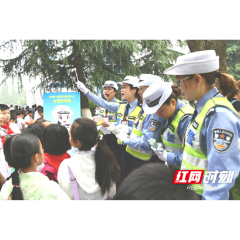 津市：交警大队女警护学岗获评全国巾帼文明岗