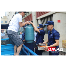 鼎城消防联合辖区派出所对桥南副食城开展消防安全“回头看”