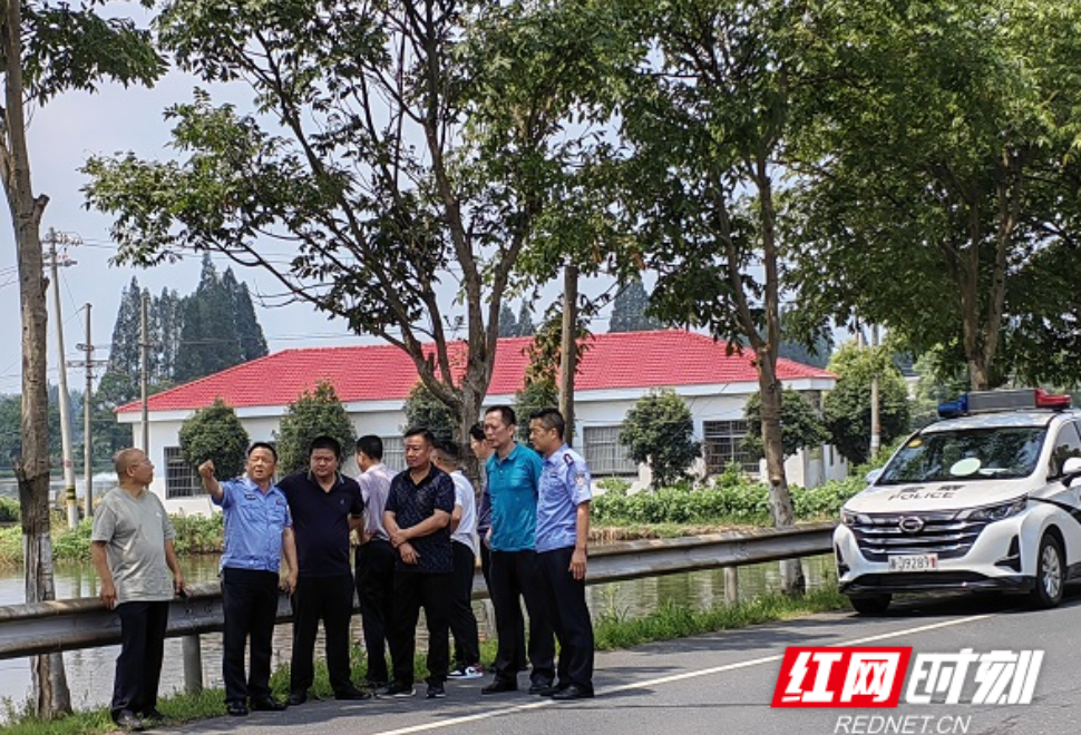 湖南省交警总队携湘西支队到安乡县交流学习道路隐患治理经验